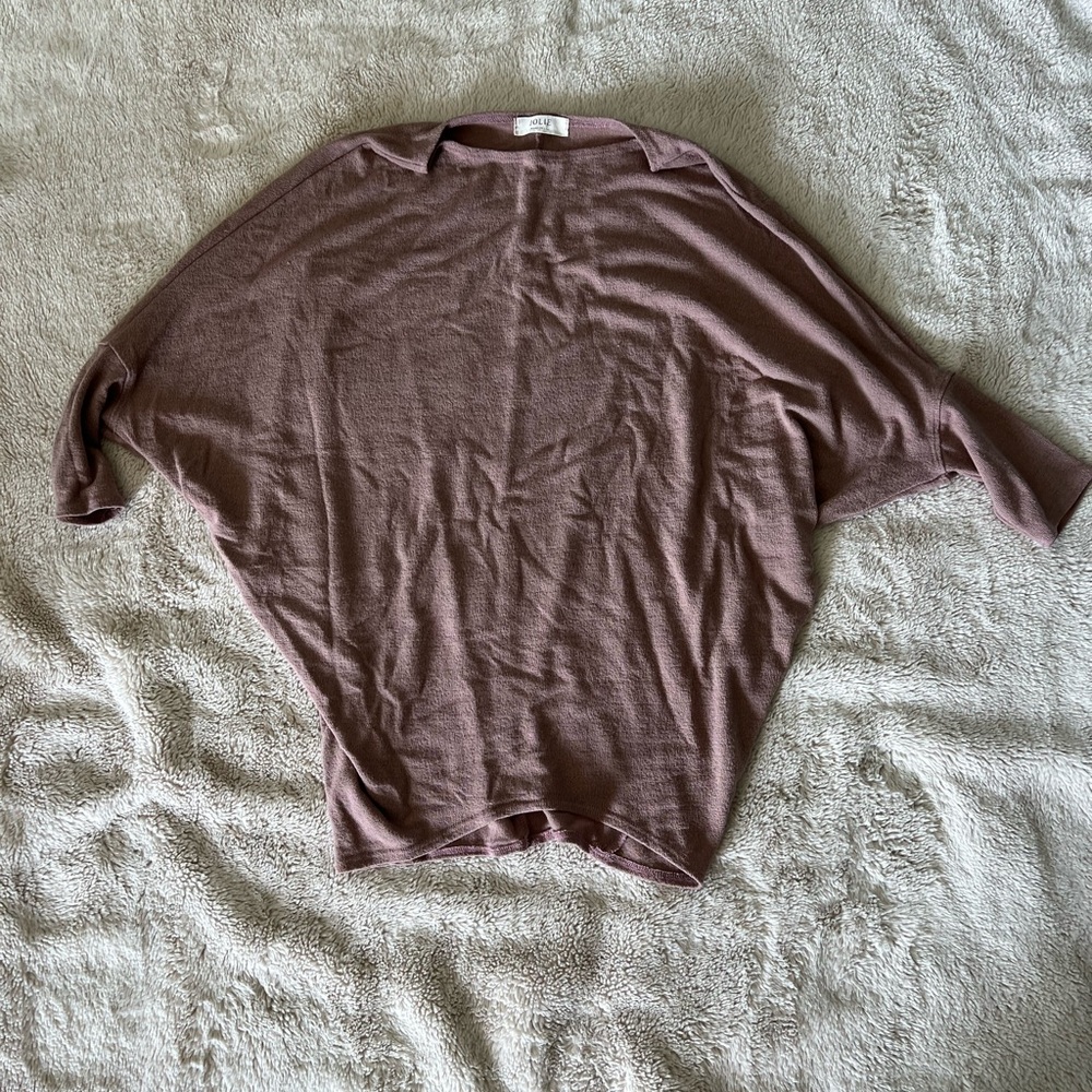 Jolie Mauve Dohlman sleeve